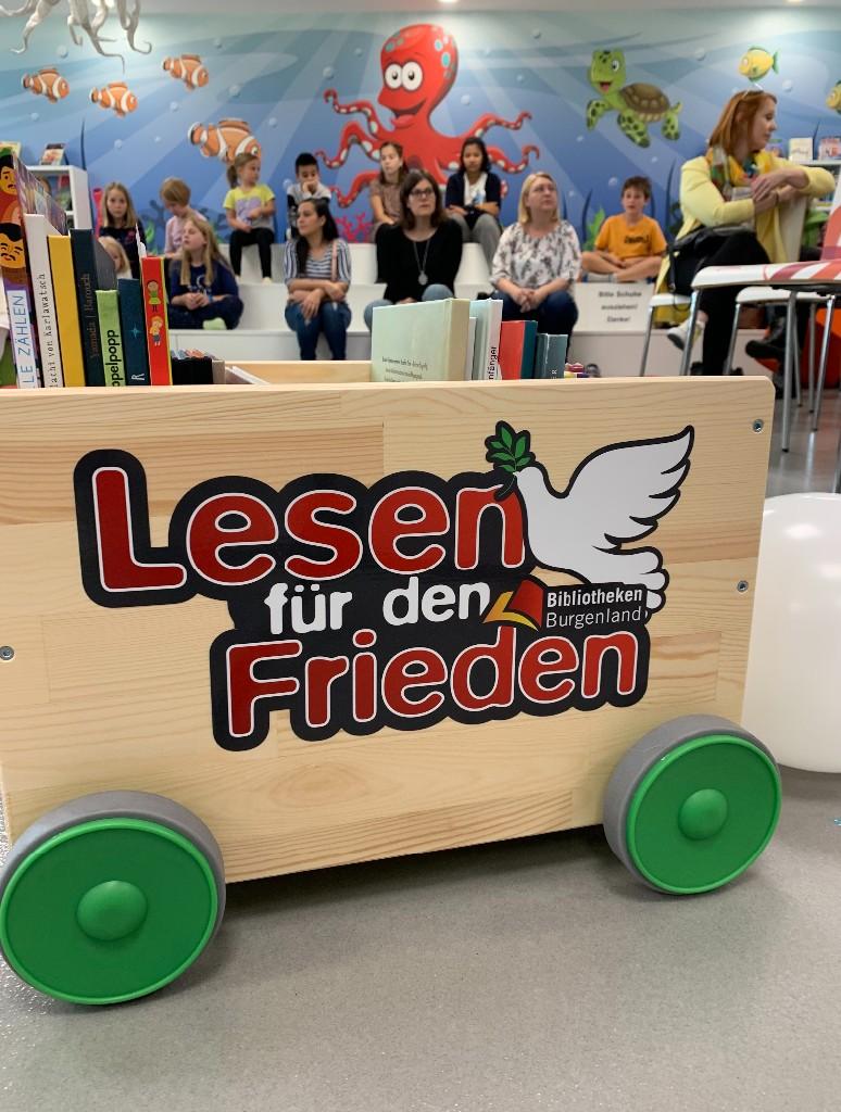 Lesen für den Frieden_Box